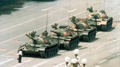 tiananmen-square-1989-tank